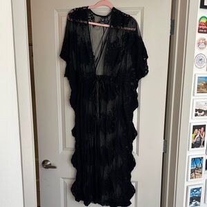 Windsor Black Lace Kimono